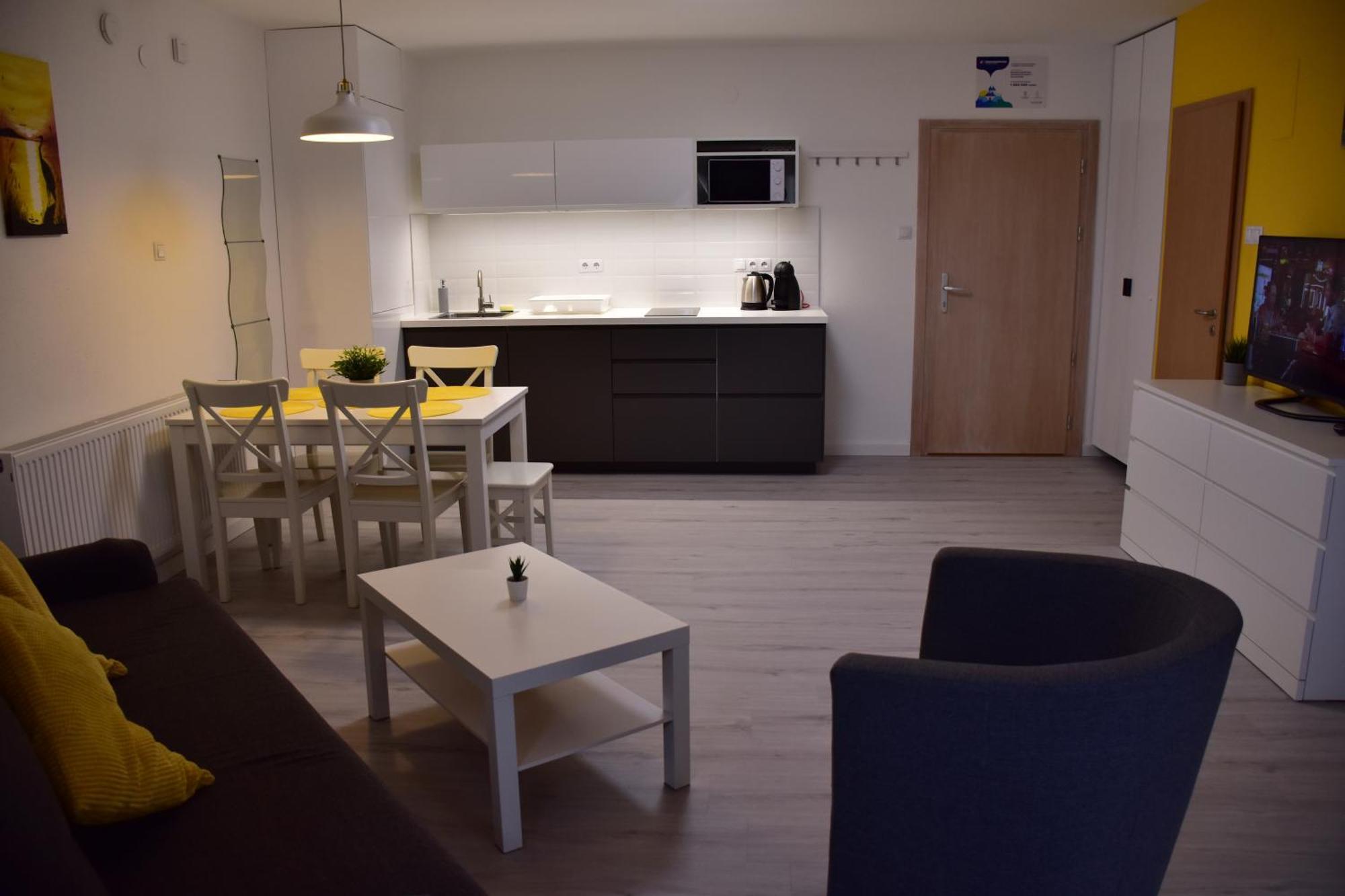 Krisz Apartment *
