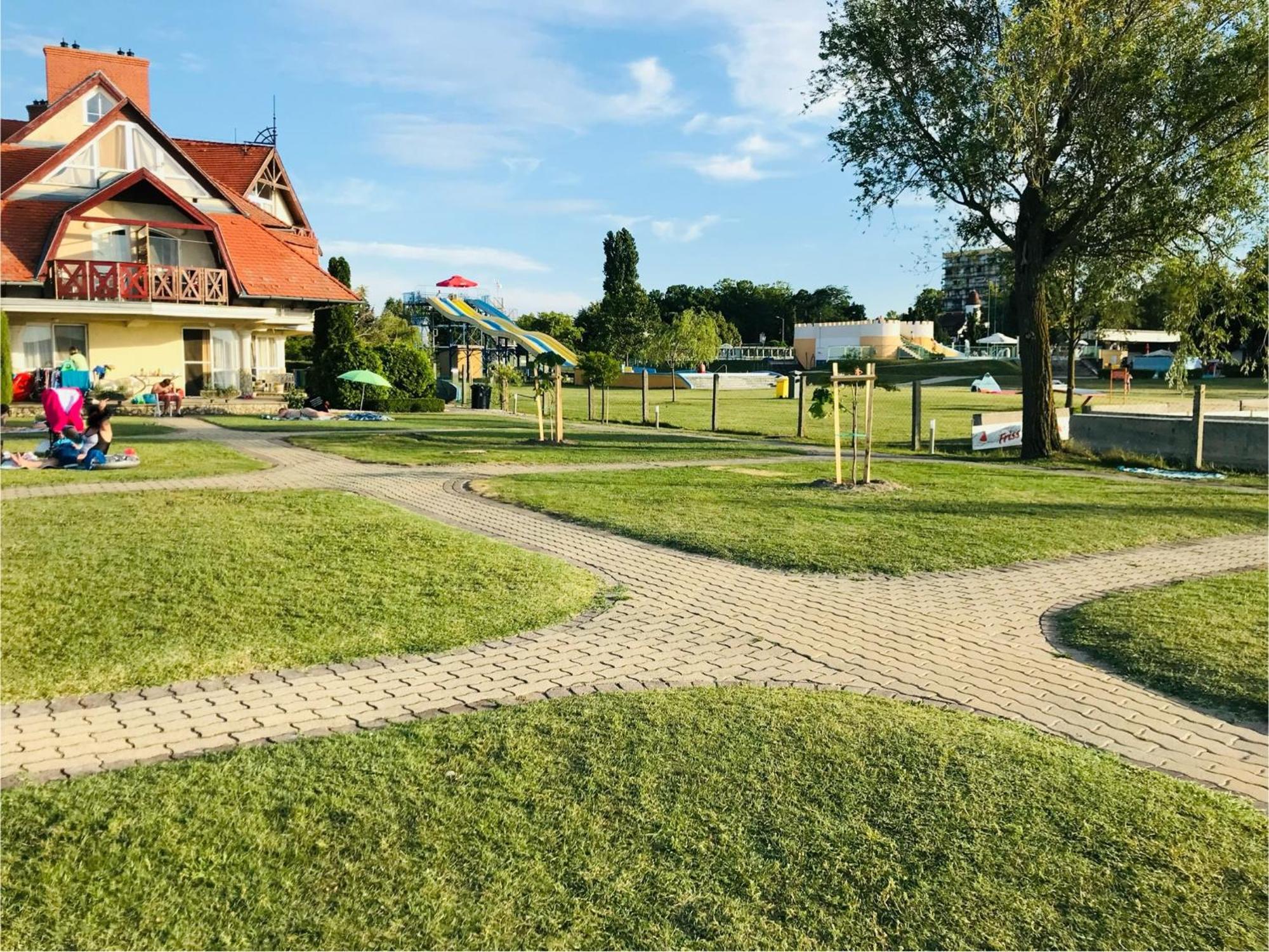Krisz Apartamento *